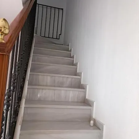 Gran Vivienda Unifamiliar Centrica Y Cercana Al Mar אגוואדולסה