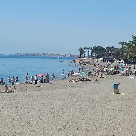 Gran Vivienda Unifamiliar Centrica Y Cercana Al Mar
